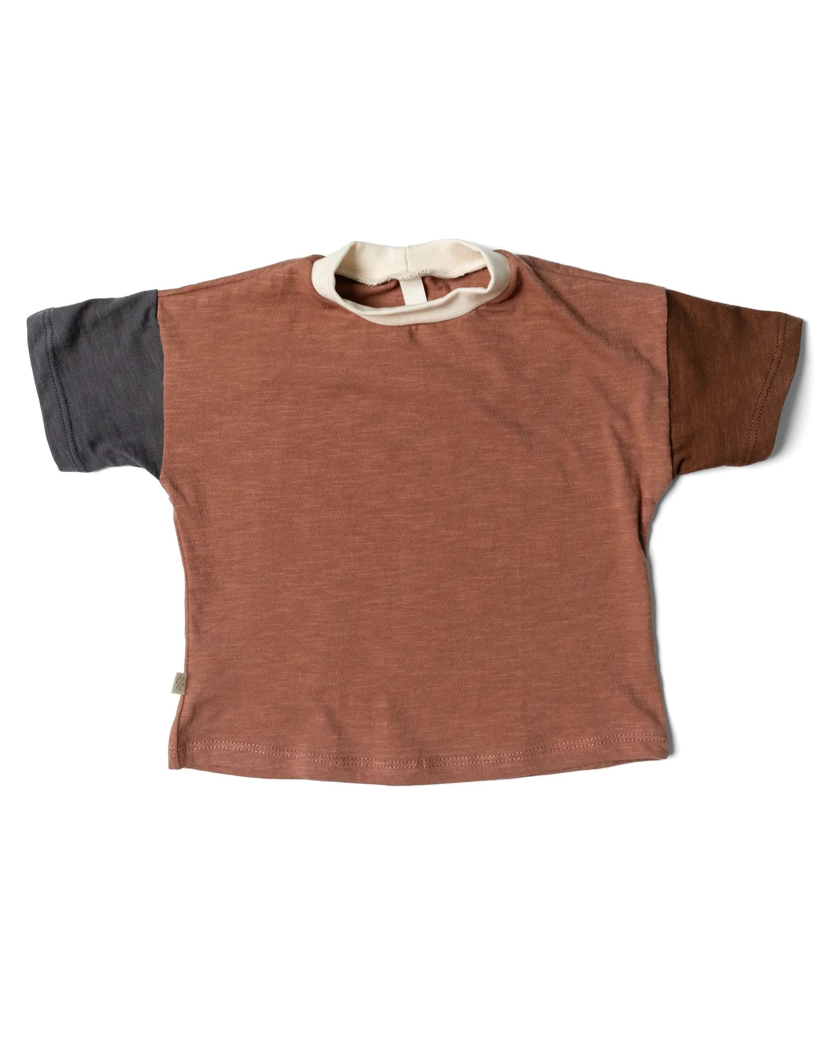 boxy tee CO - clove mocha and shade