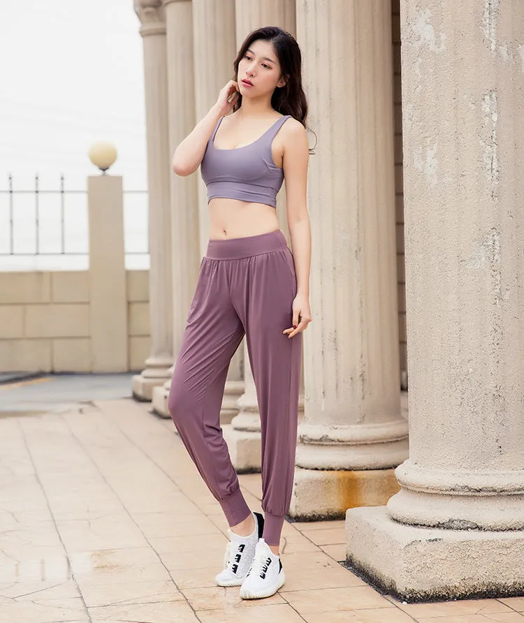 Loose letter track pants