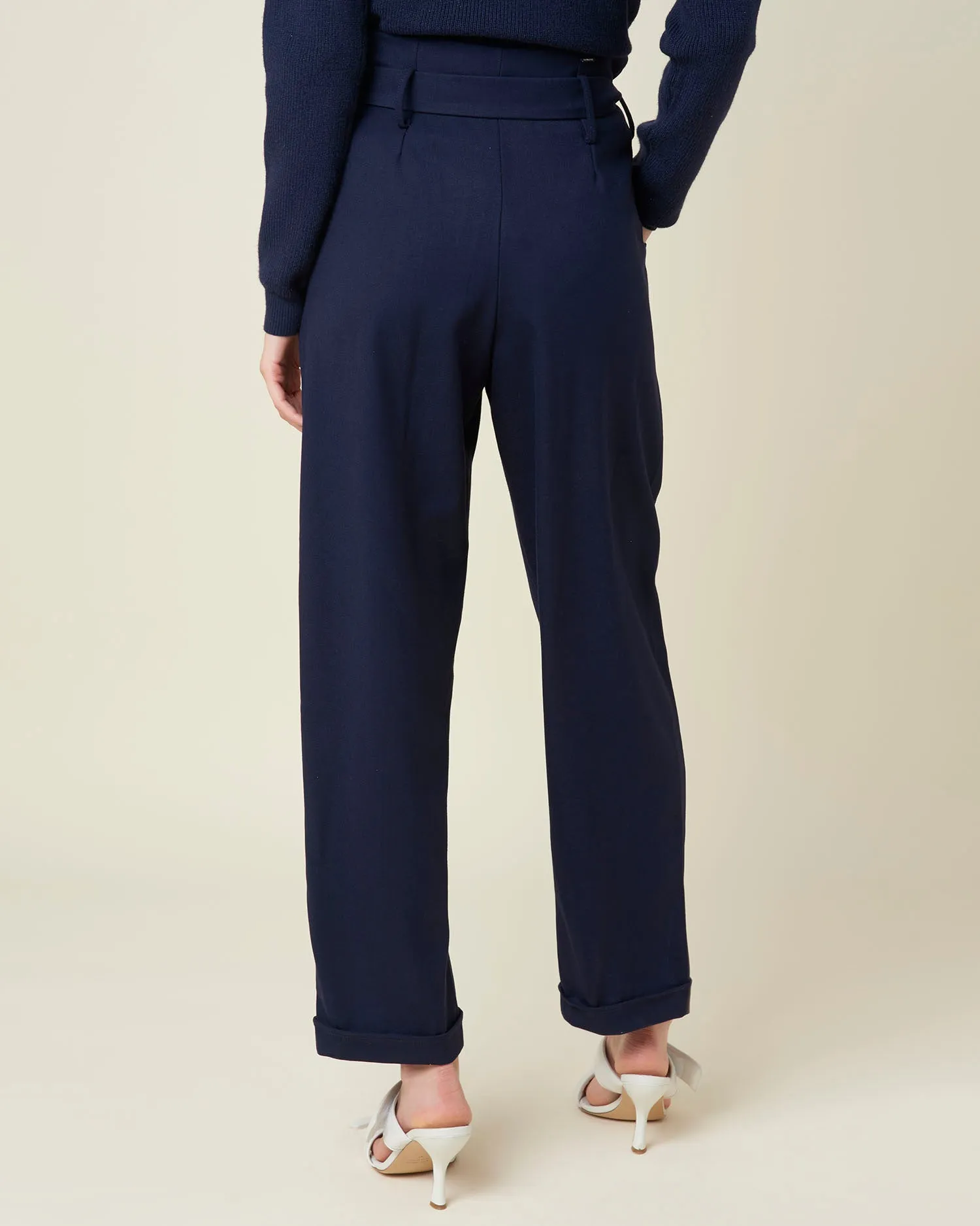 Waisted belt soft trousers